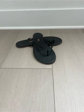 TKEES Black Flip Flop Sandals Size 42 Minimalist Thong Sandals